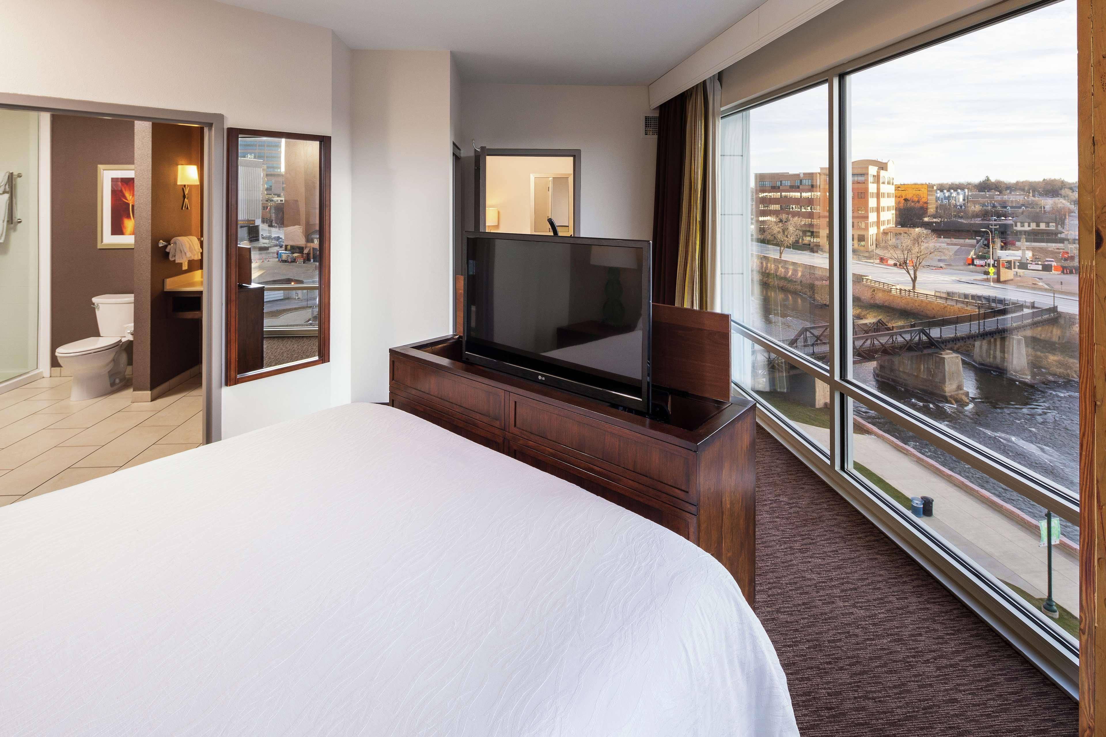 Hilton Garden Inn Sioux Falls Downtown Buitenkant foto